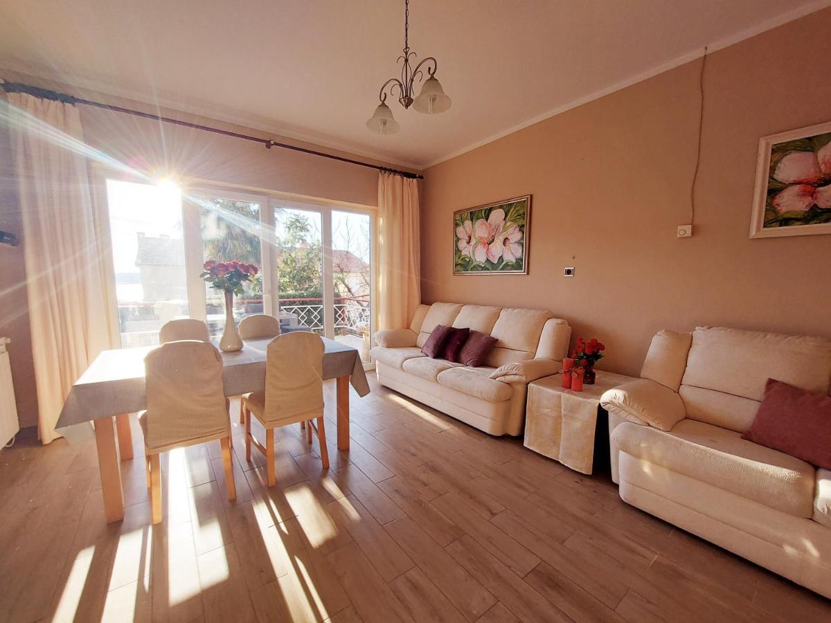Apartments Adriatic Riviera Криквеница Екстериор снимка