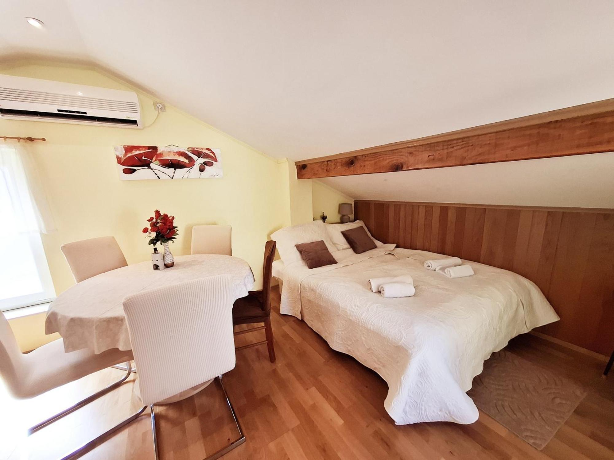 Apartments Adriatic Riviera Криквеница Екстериор снимка